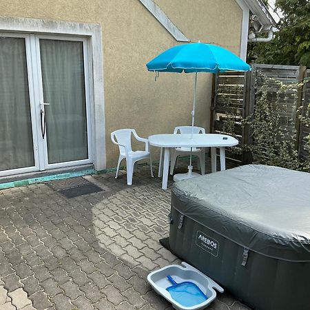 Appartamento Pitypang Lak Szigetmonostor Esterno foto