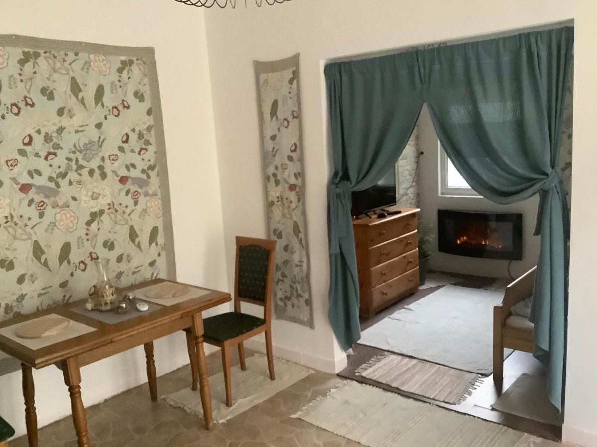 Appartamento Pitypang Lak Szigetmonostor Esterno foto